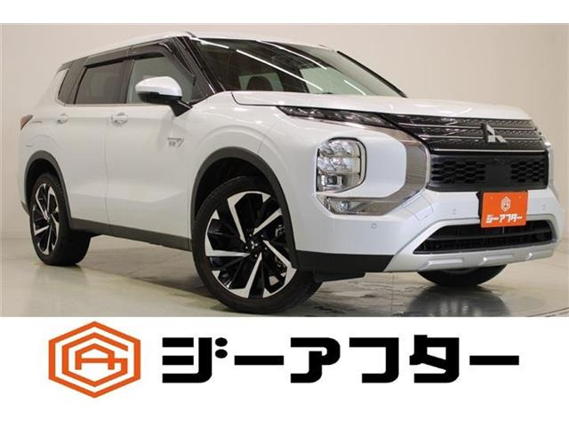アウトランダー PHEV 2.4 G 4WD 禁煙車 社外9インチナビ 全周囲カメラ