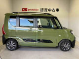 車両右側面からの写真になります。車をご覧になりたい時はお気軽に最寄りの店舗へご相談下さい。