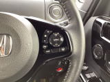 Hondaセンシングの機能のひとつ、アダプティブクルーズコントロール付!アクセルから足を離しても設定したスピードと前車との車間を保ち走行してくれます!車線維持もアシスト☆高速道路で疲労軽減ですね☆