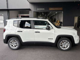 マイルドハイブリッドモデル。Jeep伝統の台形ホイールアーチ