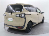 リヤ5面はプライバシーガラス☆強い日差しや車外の視線から室内を守ってくれます。