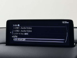 【展示車の状態】展示車は全て、マツダ車のエキスパートが、基本性能に関わる箇所を徹底的に点検。外装や室内に関しても、細部にいたるまで、しっかり清掃・洗浄を実施しています。