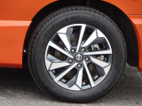 【タイヤ】 【純正16インチアルミホイール】《205/60R16》専用のアルミなのでお車のイメージぴったりですね!