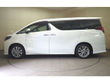 安心の納車前整備を実施します。その際にエンジンオイル、オイルエレメント、ワイパーゴムを交換いたします。