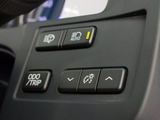 使いやすさや安全性を追求したステアリング周り!高級車ゆえにスイッチ類が多いのも特徴ですね!考え尽くされた配置ですぐに使いこなす事が出来ますのでご安心下さい!是非、体感してみて下さい!!