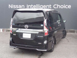 行きたい場所へ、行きたい人と。尽きない楽しみとともに。日産セレナ。