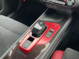 電動パーキングブレーキ、オートブレーキホールド装備☆