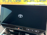 【12.3インチワイドナビ】高級感とインパクトのある大型ワイドナビを装備。各種オーディオ操作はもちろん、横長ワイド画面でのマップ2分割表示など、利便性も高いナビです♪