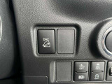 雪道などの滑りやすい下り坂や険しい傾斜を降りる際にDACシステムをONにすると、ドライバーがブレーキ操作をしなくても、車がブレーキをかけることで車速を維持してくれます!