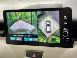 【マルチビューカメラシステム】専用のカメラにより、上から見下ろしたような視点で360度クルマの周囲を確認することができます☆死角部分も確認しやすく、狭い場所での切り返しや駐車もスムーズに行えます。