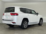 ランドクルーザー300 3.3 ZX ディーゼル 4WD 本革シート