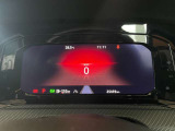 見やすい大型10.25インチ液晶メータを採用。好みに応じてカスタマイズが可能です。