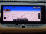 【ナビ】メーカーSDナビ付きです。目的地を設定すれば初めての場所でも簡単に行くことができます。もちろん音楽だって聴けちゃいます♪