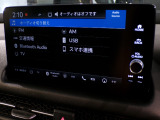 Bluetooth、AM、FM、スマートフォン接続ができます。