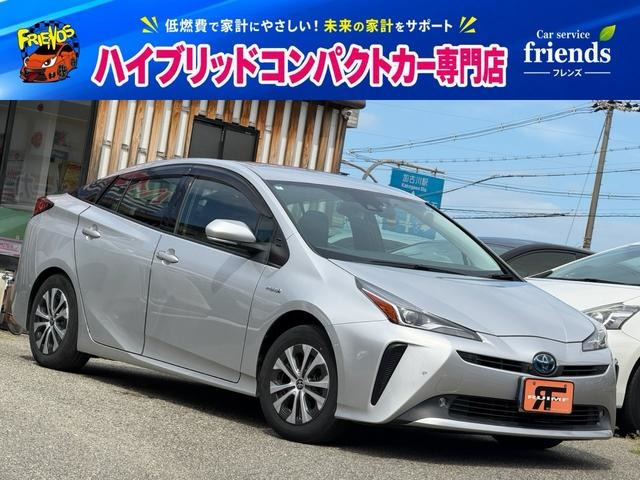 プリウス 1.8 A プレミアム 後期型 衝突被害軽減ブレーキ 黒革シート