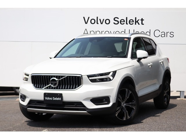 XC40 B4 AWD インスクリプション 4WD