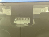 【トヨタセーフティセンス】走行中に前方の車両等を認識し、衝突しそうな時は警報とブレーキで衝突回避と被害軽減をアシスト。より安全にドライブをお楽しみいただけます。