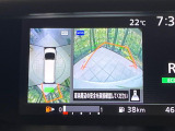【アラウンドビューモニター】専用のカメラにより、上から見下ろしたような視点で360度クルマの周囲を確認することができます☆死角部分も確認しやすく、狭い場所での切り返しや駐車もスムーズに行えます。