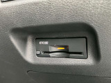 【ETC2.0ユニット】日産オリジナルナビゲーションとの連動モデル。充実のETC機能に加え、先進機能を搭載して次世代の運転支援サービスを受けることができます。