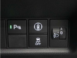 ◆パーキングセンサーシステム◆車庫入れの時などに近くに障害物がある場合、障害物までの距離を音で知らせてくれます。