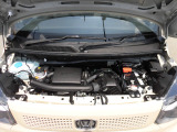 i-VTECエンジンを搭載しています。街中や坂道での加速や高速道路での力強さなどHondaならではの走りを体感できます。毎日乗るクルマとして大事な燃費性能にもこだわりました。