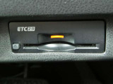 もう料金所で小銭の準備はいりません!!見た目もスッキリな付いているとうれしいビルトインタイプのETC♪