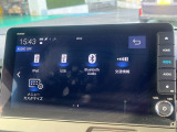 ナビゲーションは純正9インチメモリーナビ(LXU-242NBi)を装着しております。AM、FM、CD、DVD再生、Bluetooth、音楽録音再生、フルセグTVがご使用いただけます。