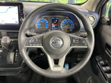 【純正革巻きステアリング】上質な革を使用することで、手にしっかり馴染みとても運転しやすいハンドルです♪