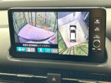 【全方位モニター】専用のカメラにより、上から見下ろしたような視点で360度クルマの周囲を確認することができます☆縦列駐車や幅寄せ時に活躍してくれます♪