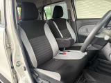 運転席シート廻りは使用感も少なく、とても良好な状態です♪さらに気持ちよくお乗り頂くために、徹底したルームクリーニングも実施しております!
