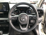 ハンドルは、車を運転する上で、ずっと握っている重要なパーツです。 手にフィットする物が、いいですよね♪