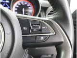 『ハンドル右側』のスイッチは、空調や色々な機能を操作できるようになっています!車種により変わるので詳しくは、お尋ねください!