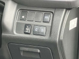 ハンズフリー機能付き両側電動スライドドア!