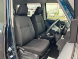 使用感のないきれいな運転席シートです!