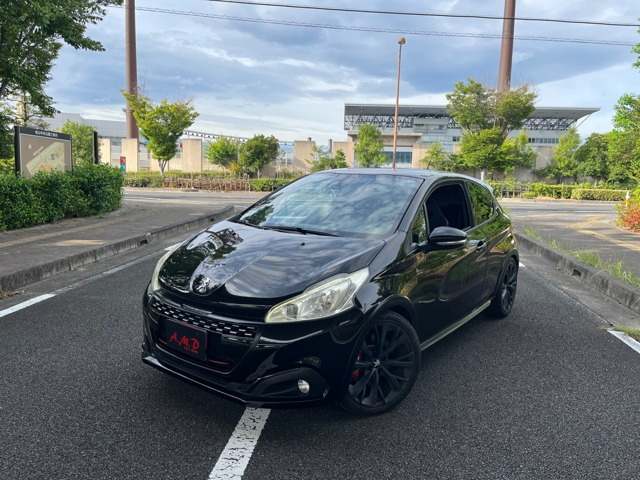208 GTi バイ プジョースポール プジョースポール