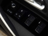 電動格納式ドアミラー・パワーウインドウを装備しています。
