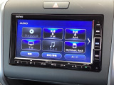 ナビ機能だけでなく、ミュージックサーバー、Bluetooth、フルセグテレビ、DVDとCD再生など、オーディオ機能がついています。