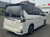 セレナ 1.2 e-POWER ハイウェイスターV 