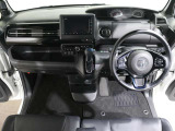 使いやすいレイアウトのダッシュボード周辺です。