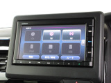 ナビゲーションは純正メモリーナビ(VXM-225Ci)を装着しております。AM、FM、CD、Bluetoothがご使用いただけます。初めて訪れた場所でも安心ですね!