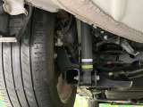 お車を安心してお乗りいただく為には、足回りの定期点検が欠かせません。サービスサポート(有償保証)では無料点検もご提供しており、安心のカーライフをお過ごしいただけるサポート体制が整っています。