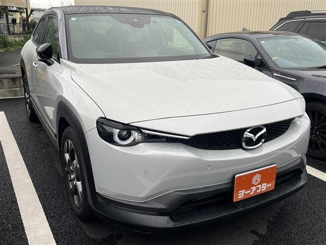 MX-30 2.0 禁煙車 BOSEサウンド 純正ナビ