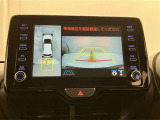安全機能のバックモニター&全周囲モニターも装備です。