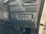 【ステアリングヒーター搭載】スイッチを押すと、冬場の冷え込む車のハンドルを温めるので、寒い季節も快適に運転できます。