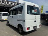 自社認証工場を完備しておりますので、納車前の車検・整備や、アフターメンテナスもばっちりですので、安心して当社にお任せ下さい。また、当社にて車輌ご成約のお客様はオイル交換永久無料のサービス付きです!
