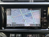 フルセグSDメモリーナビ装備。ドライブ・旅行の前日に地図を調べる必要はもうありません。朝、車に乗ってから行先を入力すれば目的地まで音声で案内してくれます