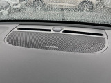 【harman kardon】ハーマンカードンのHi-Fiスペシャリストと共に、モデル別に開発・設計された専用チューニングが臨場感溢れる音響空間を実現しています。