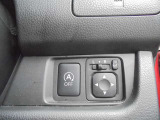 アイドリングストップでエコ運転サポート