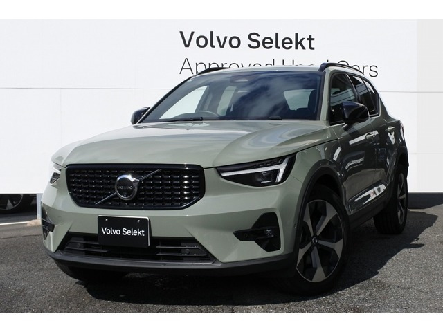 XC40 ウルトラ B4 AWD 4WD