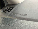助手席の大切な方を守る、もしもの時のエアバッグです。